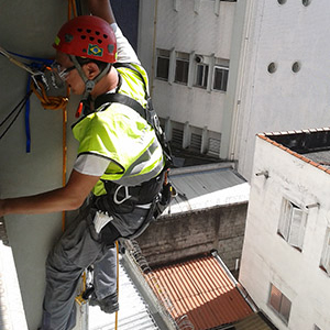 Trabalho de Acesso por Corda